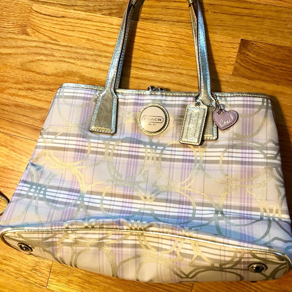 Coach handbag NWOT purple/ lavender and gold